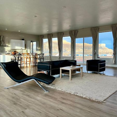 Page Arizona Border Town- Grand Serenity Room With Mesa Views ビッグ・ウォーター エクステリア 写真