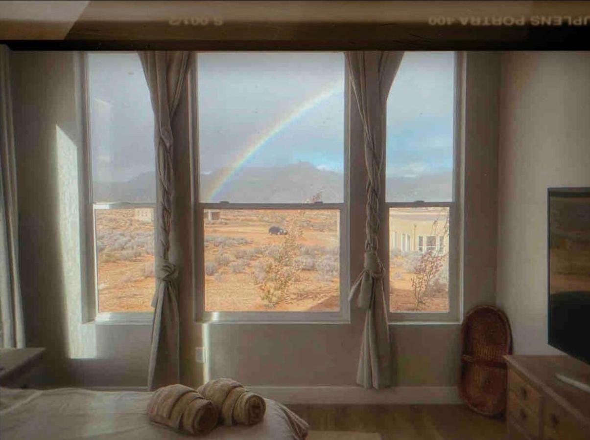 Page Arizona Border Town- Grand Serenity Room With Mesa Views ビッグ・ウォーター エクステリア 写真