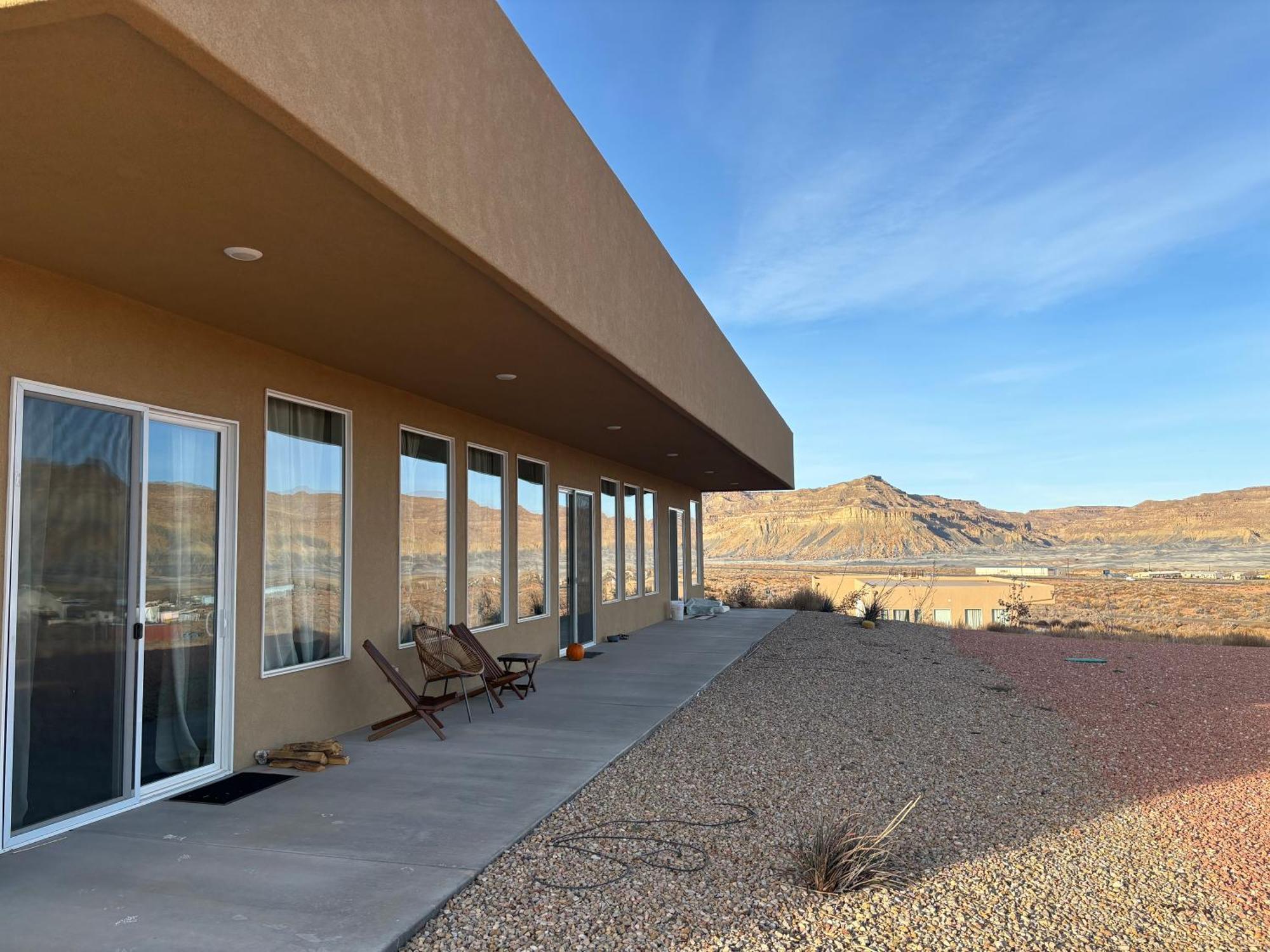 Page Arizona Border Town- Grand Serenity Room With Mesa Views ビッグ・ウォーター エクステリア 写真
